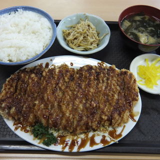 ソースカツ定食(埼玉屋)