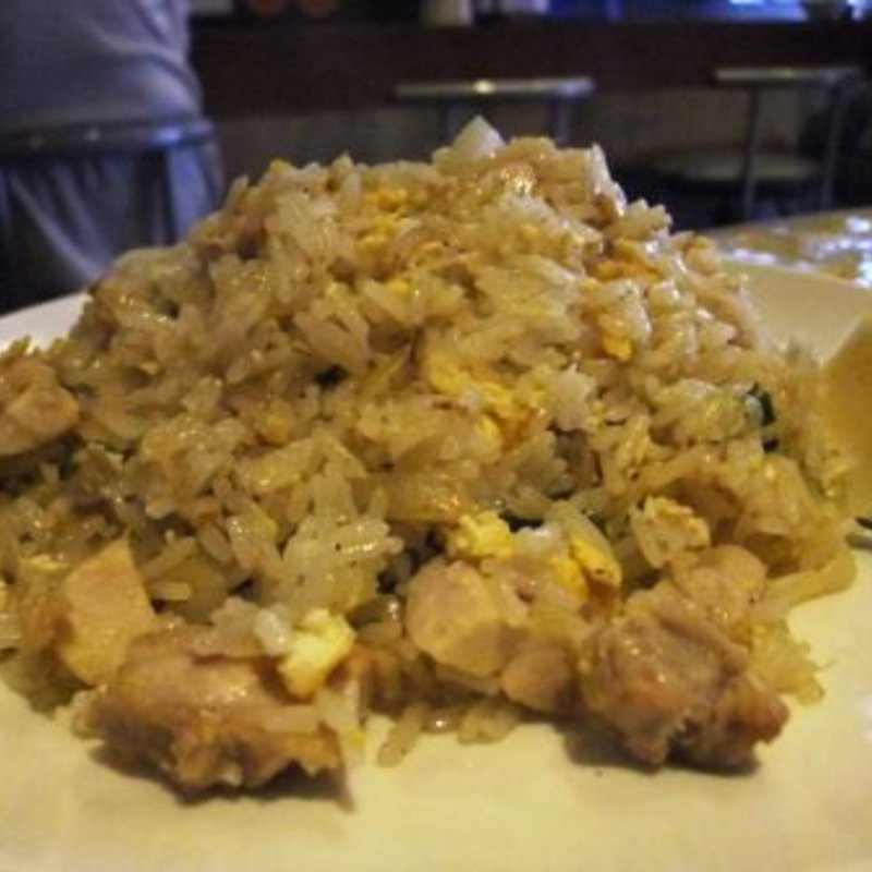 カオパッドガイ(堀内チキンライス)