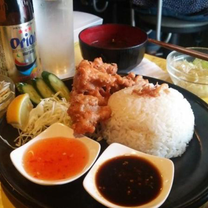 カオマンガイトート(堀内チキンライス)