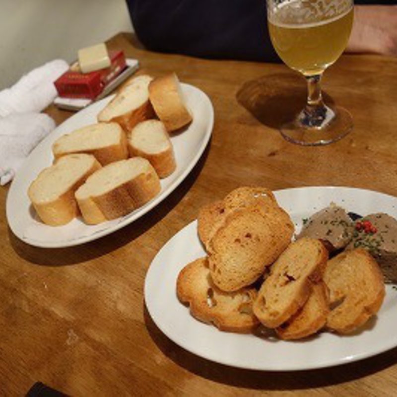 あめ色の玉ねぎのトリ白レバーのパテ(塊肉ビストロBLOCKS （ブロックス）)