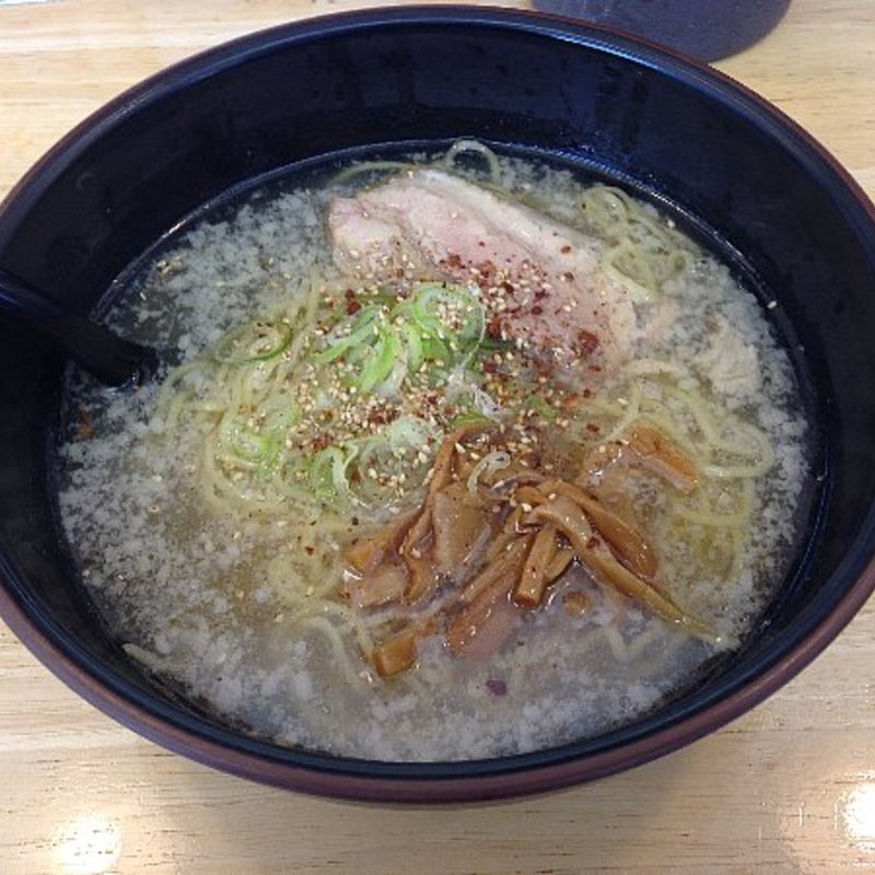 塩ラーメン(塩ラーメン専門店 麺屋る・ぐー)