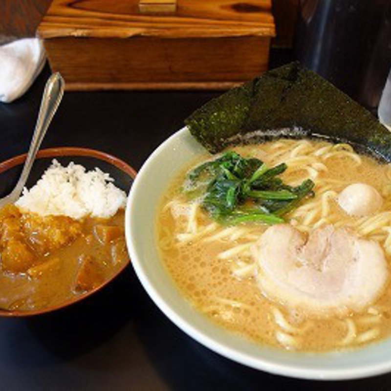 とんこつ醤油+ミニカレー(壱六家)