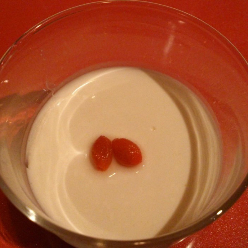 杏仁豆腐(イーサンリュウ（壱参龍）)