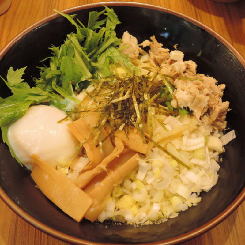 チーズ温玉油そば(壱角家 関内店)