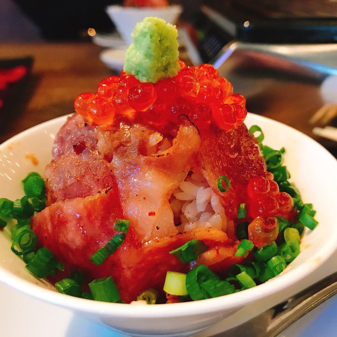 牛とろいくら丼(USHIHACHI 牛8 新宿歌舞伎町店 （ウシハチ