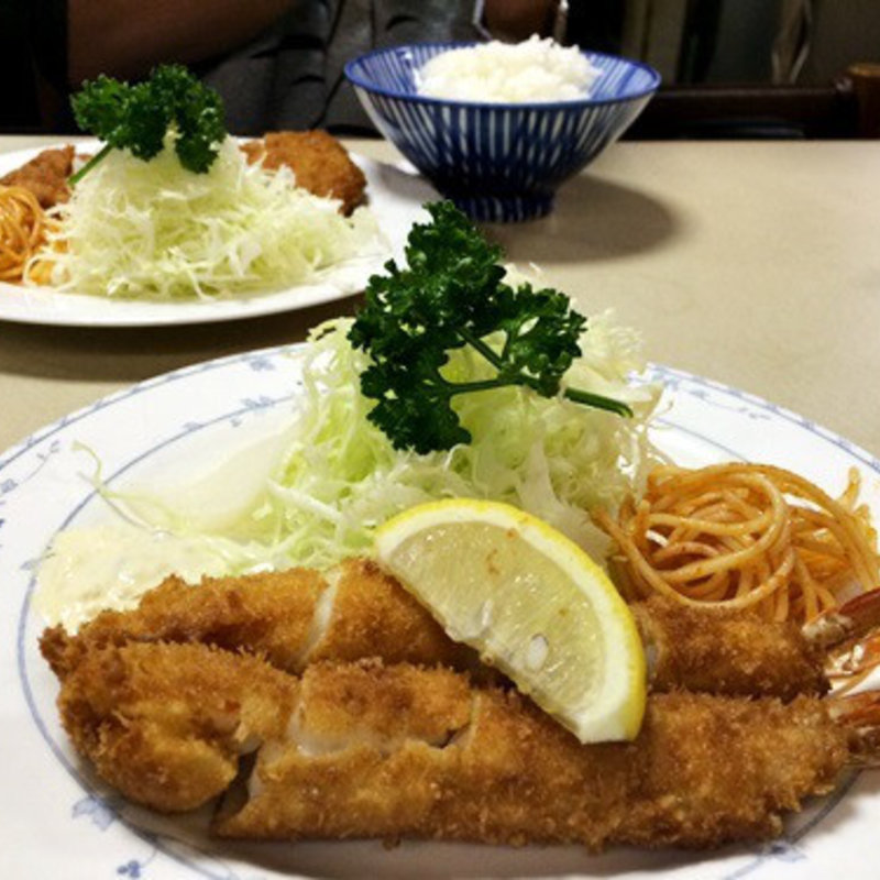 エビフライ(多津美とんかつ)