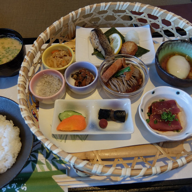 朝ごはん(夢かぐら )