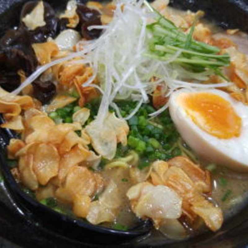 焦がしにんにく醤油ラーメン(おかずとらーめんの夢丸や)
