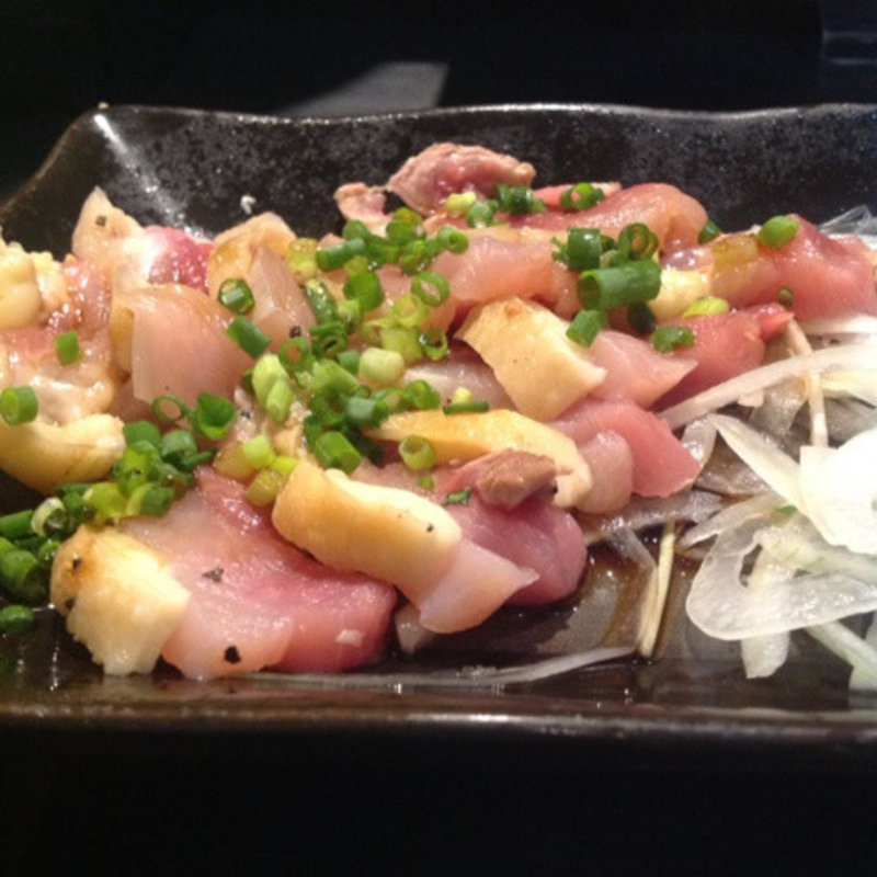 地鶏たたき(夢市門 博多店)