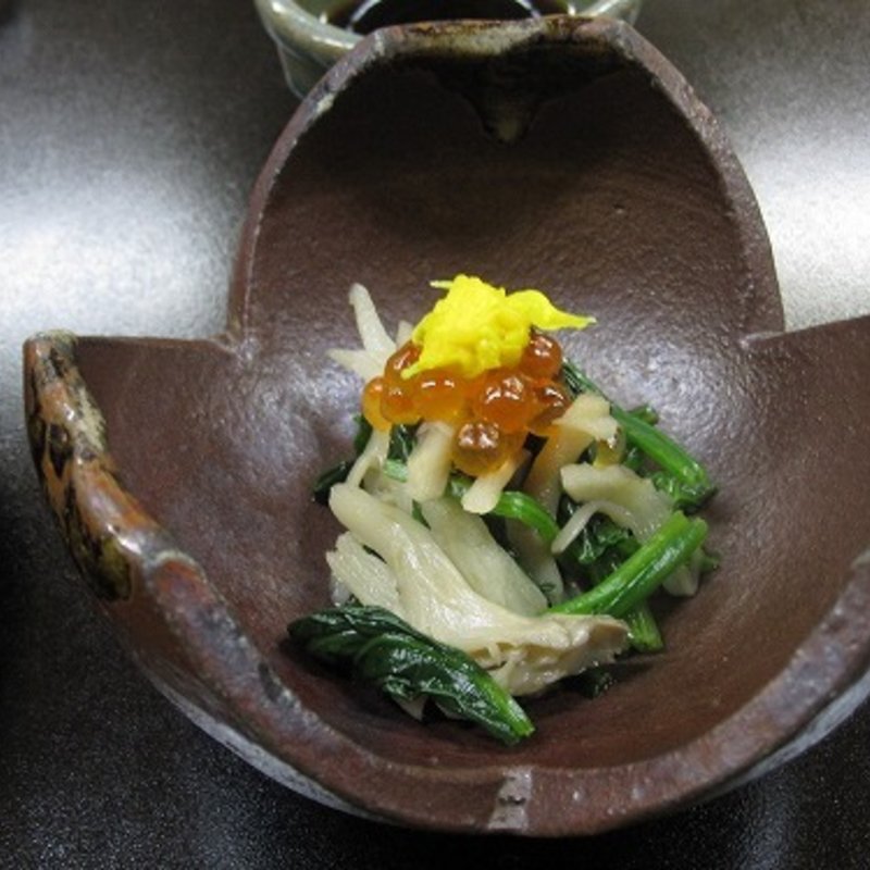 お浸しイクラ添え(大むら)