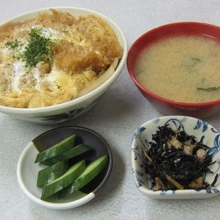 かつ丼(大乃家食堂6:30～)