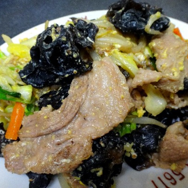 肉ときくらげ炒め(大善)