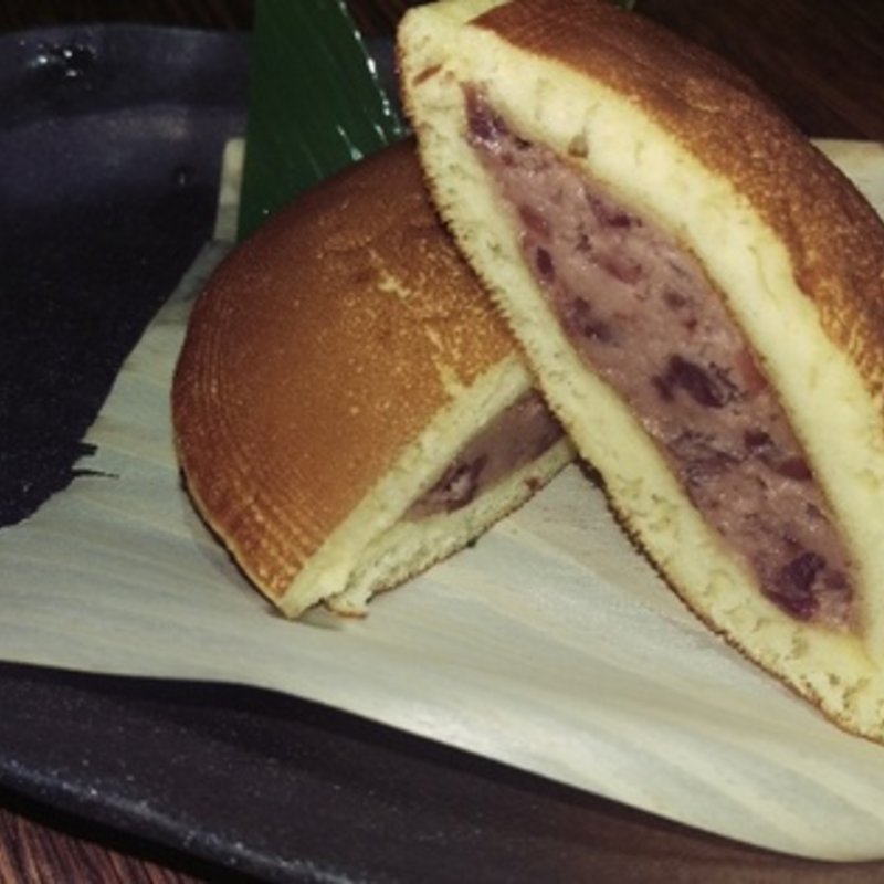 北海道生どら焼(大地の恵み北海道 新宿東宝ビル店)