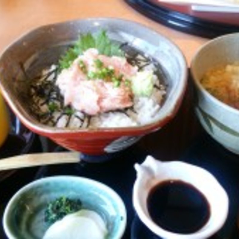 ネギトロと小うどん膳(大安 宙乃台所 大安店)