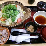 四元豚とたっぷり野菜の蒸し鍋定食(大戸屋)