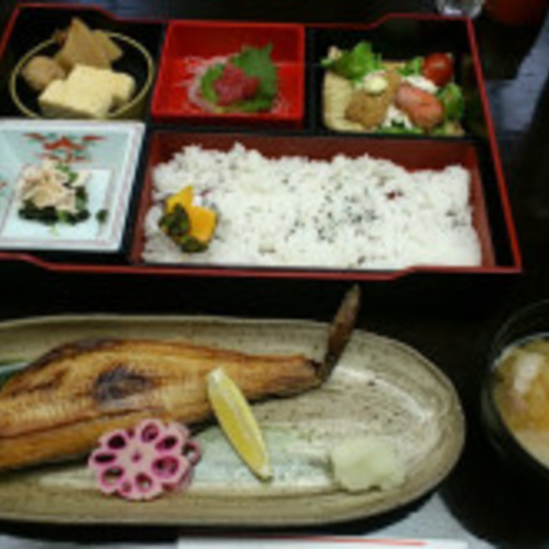 日替り焼魚定食(生簀井ざかや 大松 川崎本店)