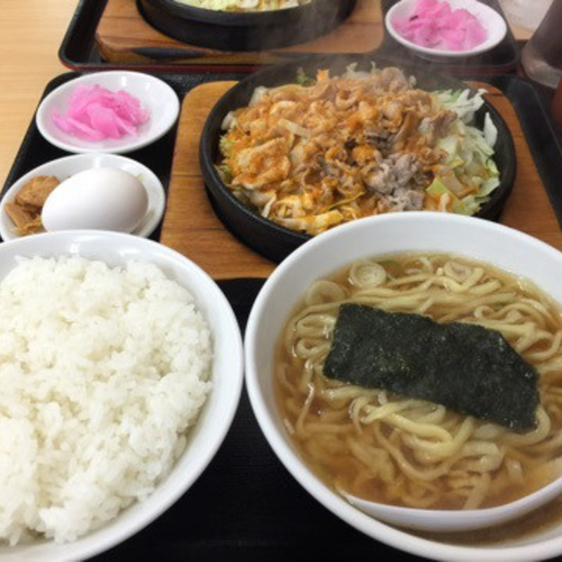 鉄板麺(ぎょうざ屋大盛軒)