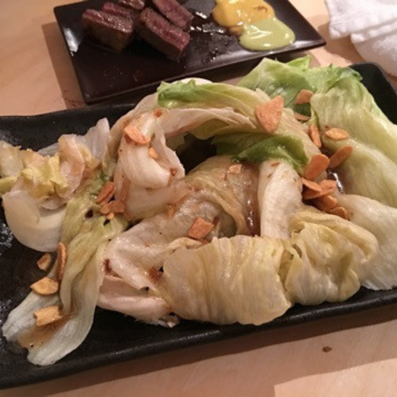 レタスの焦がし葱ソース(大衆肉酒場　がつり )