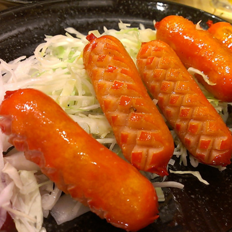 赤ウインナー(大衆酒処　富士一)