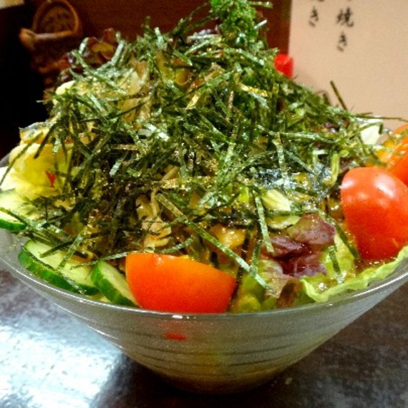 お母さんの野菜サラダ(大衆酒場　鳥勝)