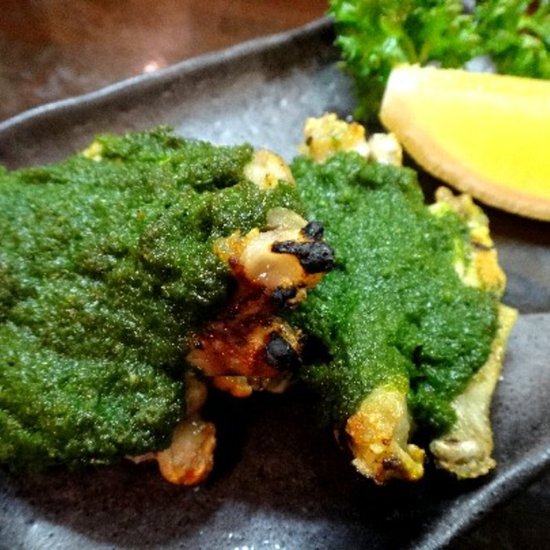 名物手羽にんにく(大衆酒場　鳥勝)