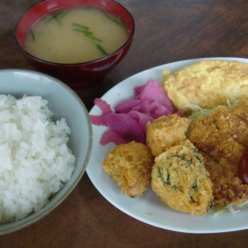 日替わり定食(大衆食堂よねかわ )