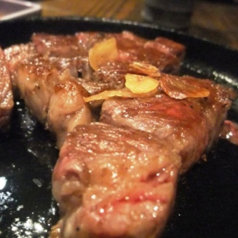 A5和牛のサイコロステーキ(大衆魚酒場 こばやし )