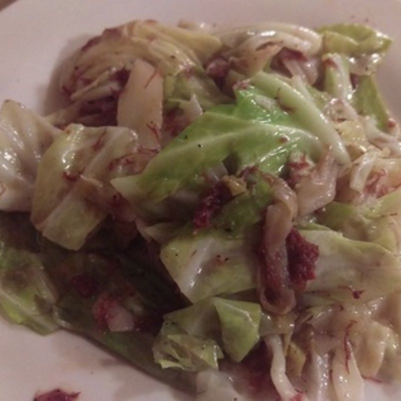 コンビーフとキャベツ炒め(大都会)