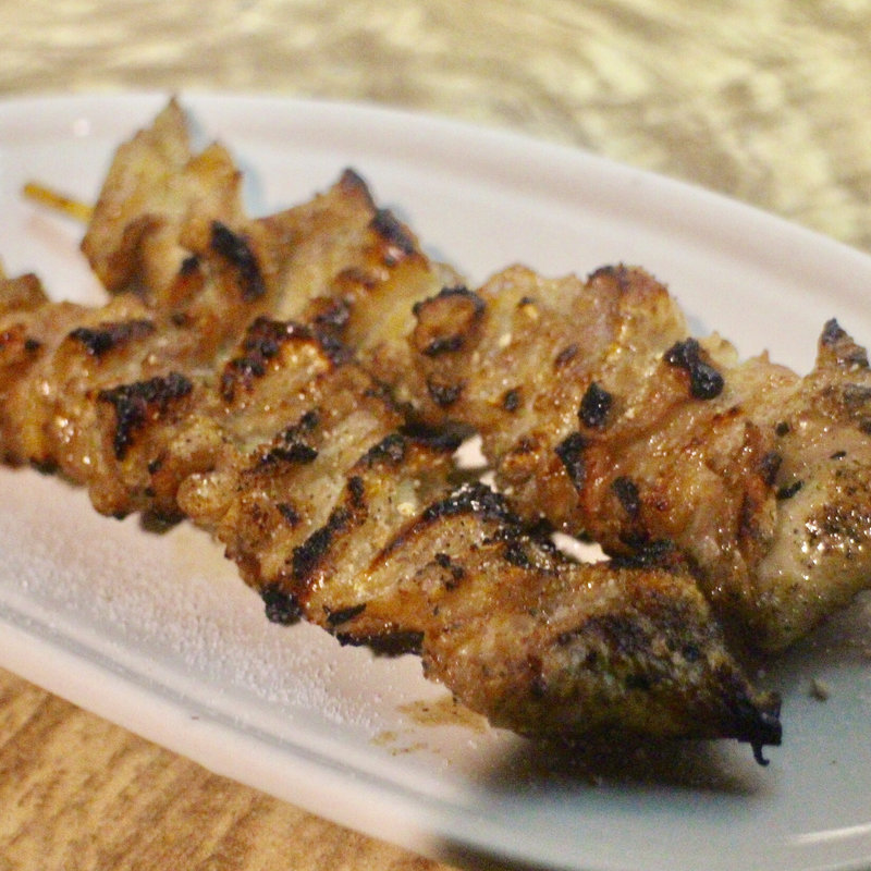 ひな皮/2本(焼鳥ぼんち)