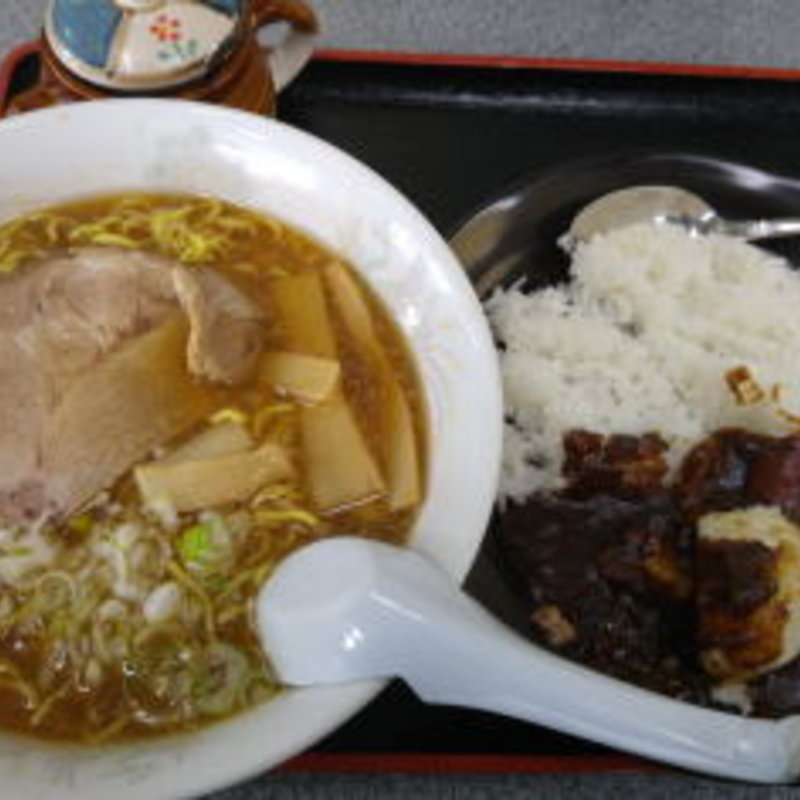 醤油ラーメン＋黒カリーセット(Daimon (大門))