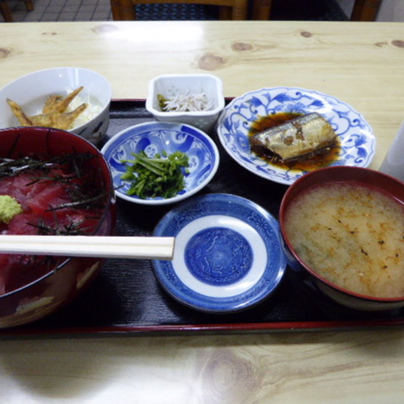 鉄火丼セット(大黒屋)