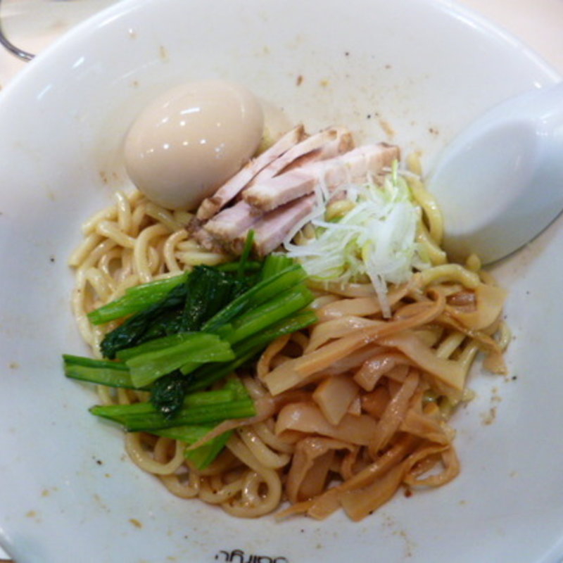 あぶらーめん 味付き玉子入り(大龍)