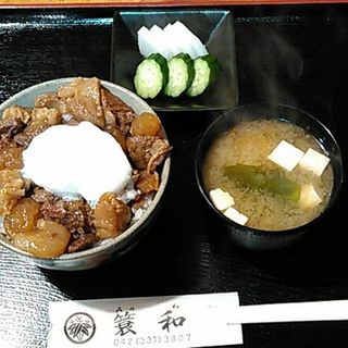 ぎゅうすじ丼(天ぷら・食事処 簑和)