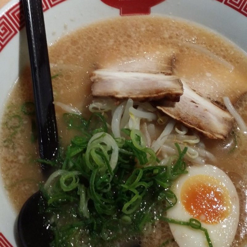 醤油豚骨ラーメン(天下第一 富田林店)
