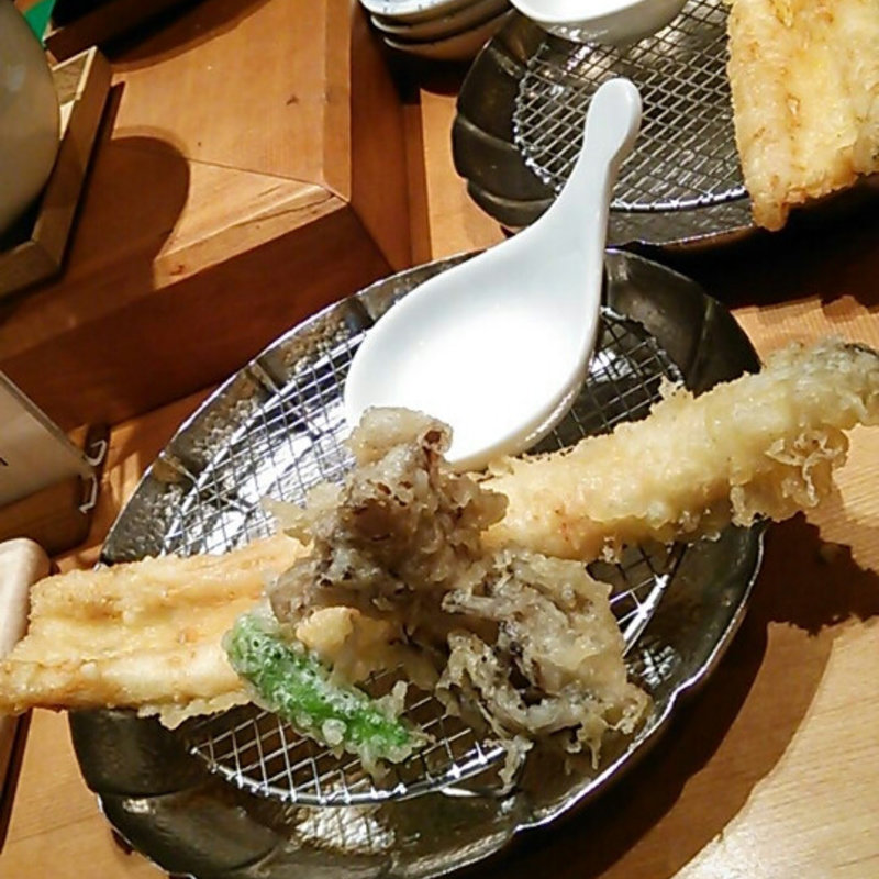 穴子天ぷらめし(天丼 金子半之助 )