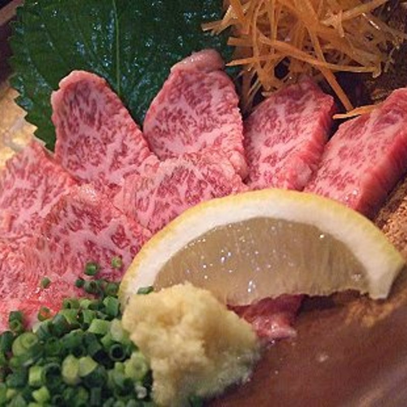 牛刺し(天神ホルモン 今泉店 )