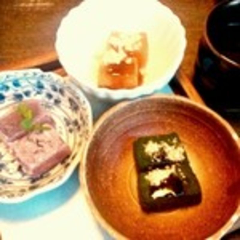 蕨餅三種盛り(天空の月 渋谷 （隠れ家個室ダイニング）)