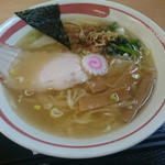琥珀わんたん麺