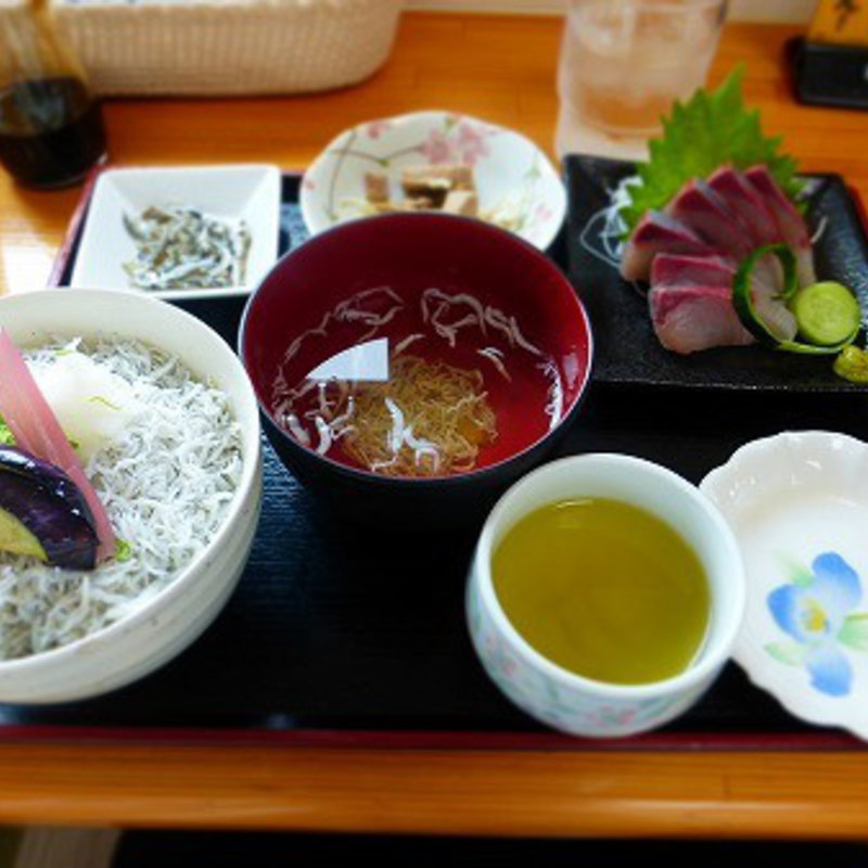 本日のお刺身定食(安芸しらす食堂)