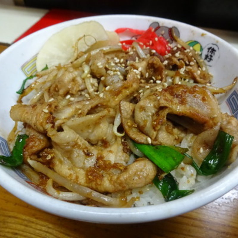 まんぷくセット（素ラーメン＋生姜焼丼）(定食ラーメン やおや)