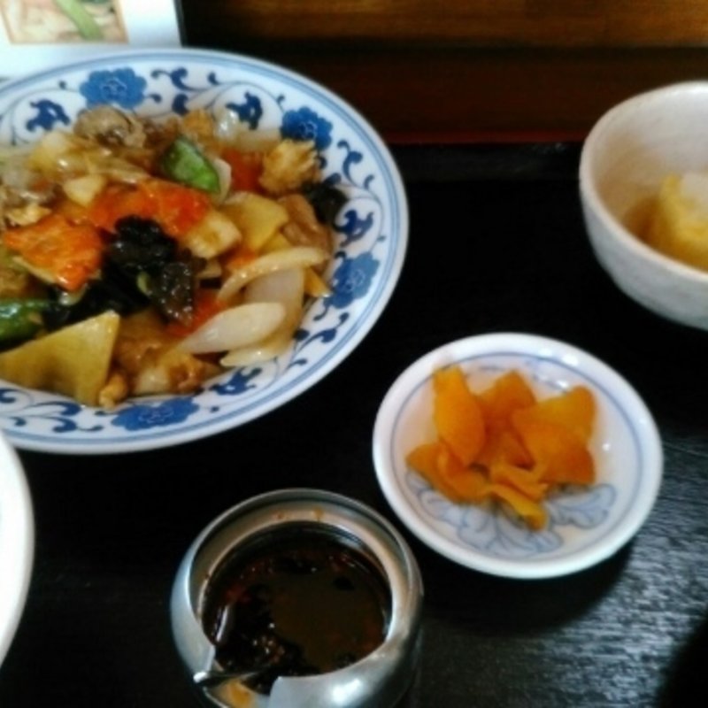 イカと豚と鳥のオイスターソース炒め定食(定食厨房 みまつ )