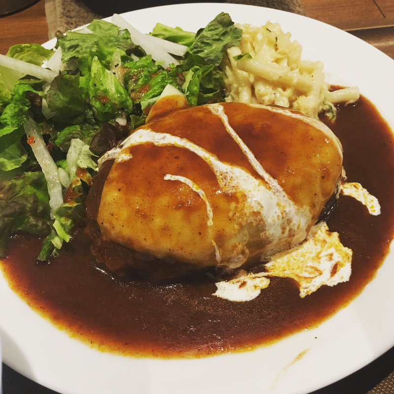 週替わりランチ  チーズハンバーグ(ぶるーべりー)