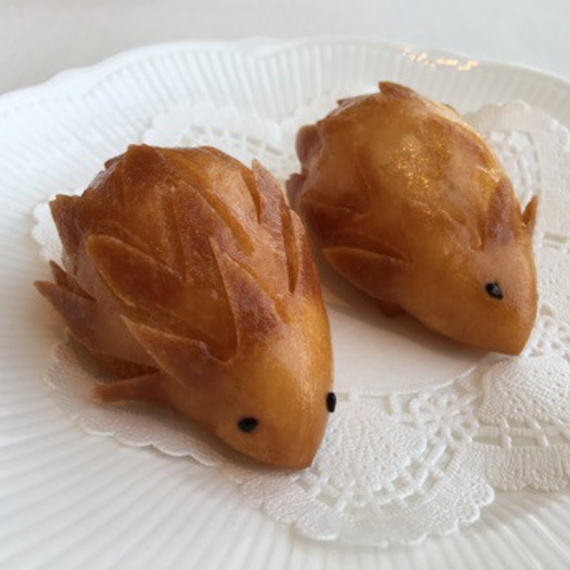 カスタード餡入りはりねずみの揚げ饅頭(家全七福酒家 名古屋店)