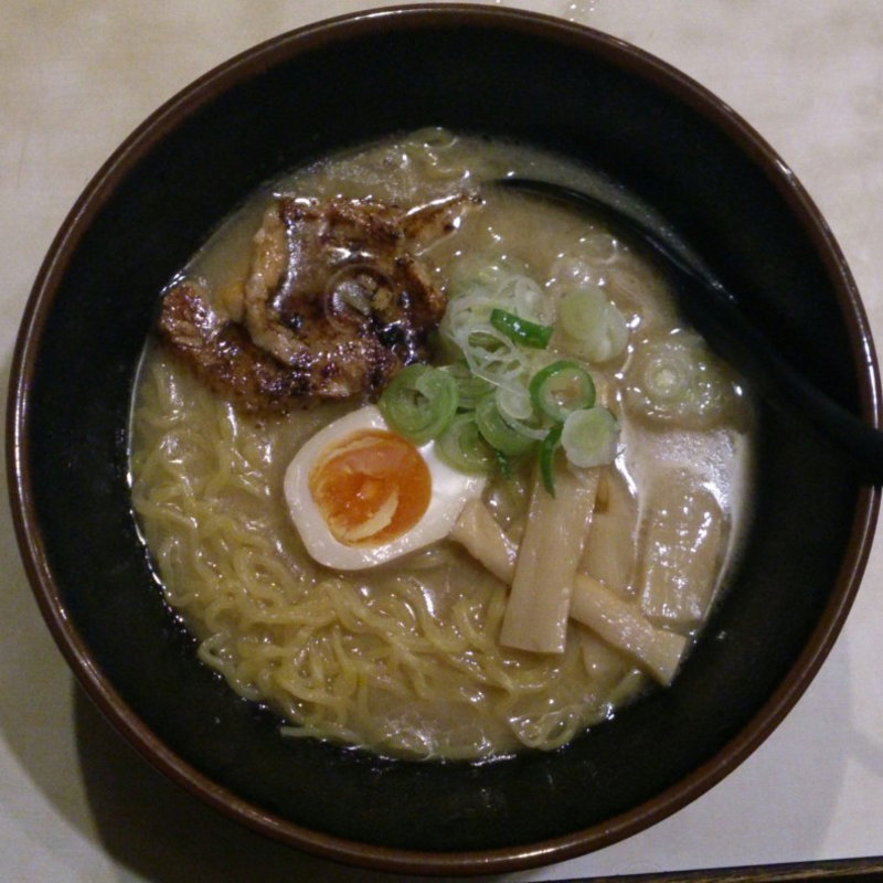 知多牛骨だしらーめん　(家紋たなか快)