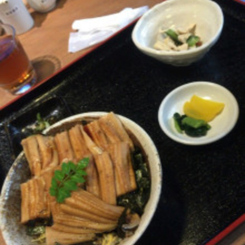 煮アナゴ丼(寄り合い処　対馬)