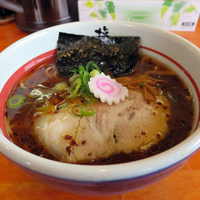 醤油ラーメン(富田林塩元帥)
