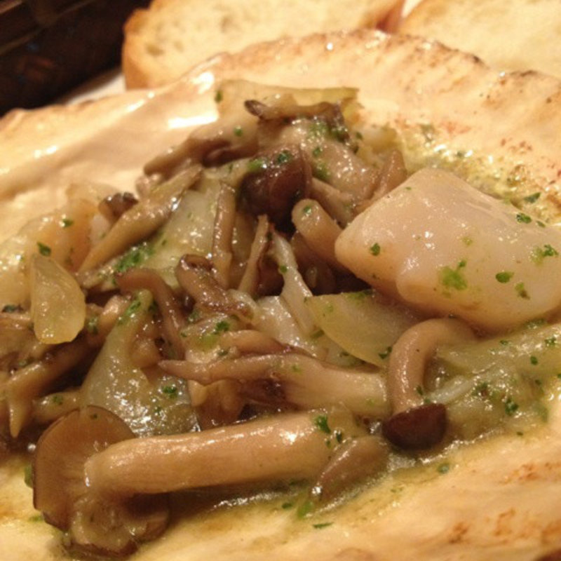 帆立とキノコのガーリックソテー(寿)