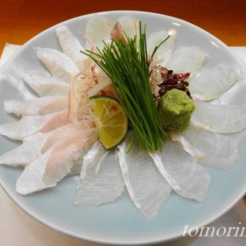 ヒラメの薄造り(権太郎寿司)