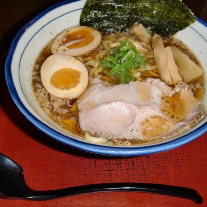 醤油らーめん(将軍)