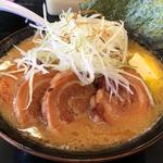 みそチャーシューらーめん＋トッピングバター(小林屋 座間店)